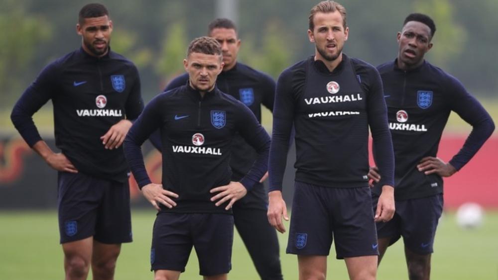 تفاهم ثنائي توتنهام أمل إنجلترا في المونديال