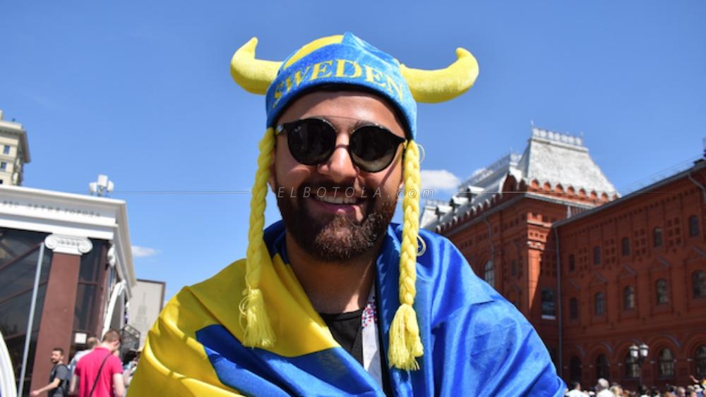 خاص بالفيديو | مشجع سويدي يتغزل في “صلاح” ويقلل من “رونالدو”