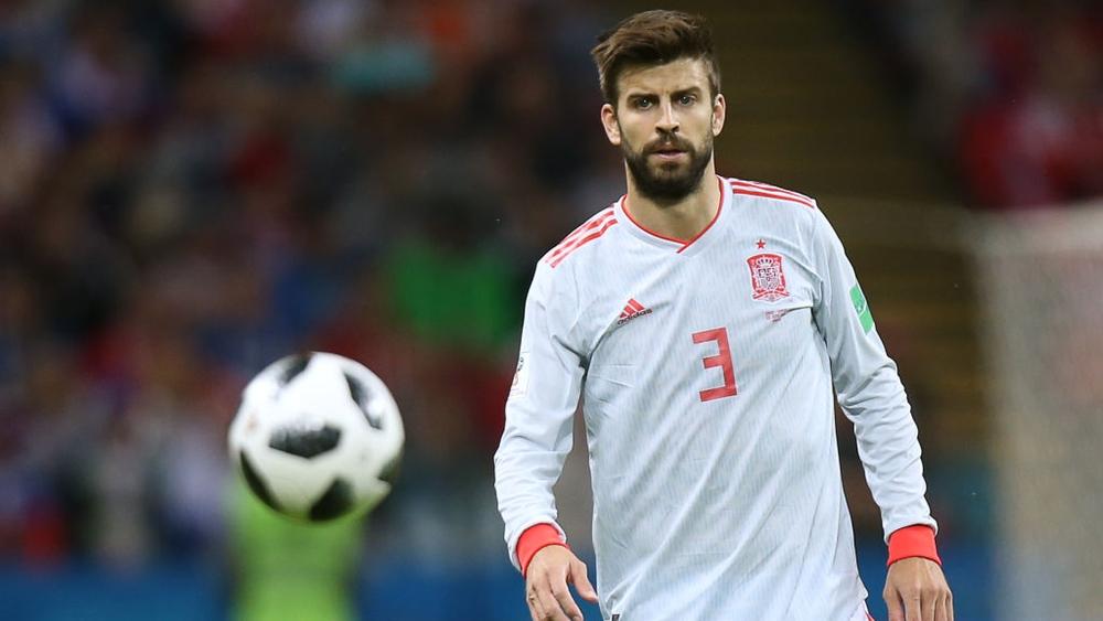 بيكيه يرحب بالحديث مع برشلونة حول جريزمان