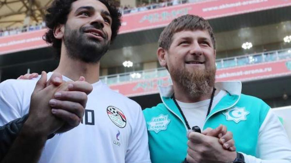 صحيفة: الرئيس الشيشاني سيدفع صلاح للاعتزال الدولي!