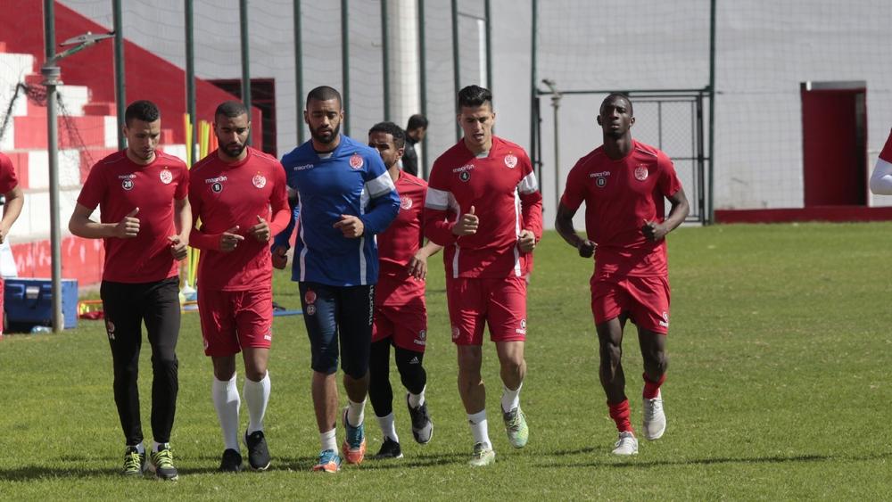 ثلاث حصص تدريبية في اليوم للاعبي الوداد للرّفع من منسوب اللياقة البدنية