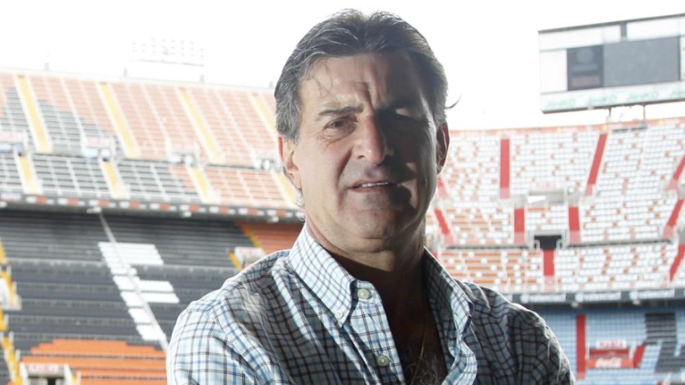 كيمبس يعرض خدماته لتدريب منتخب الأرجنتين