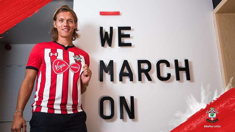 ساوثهامبتون تعاقد مع المدافع الدنماركي فيسترجارد