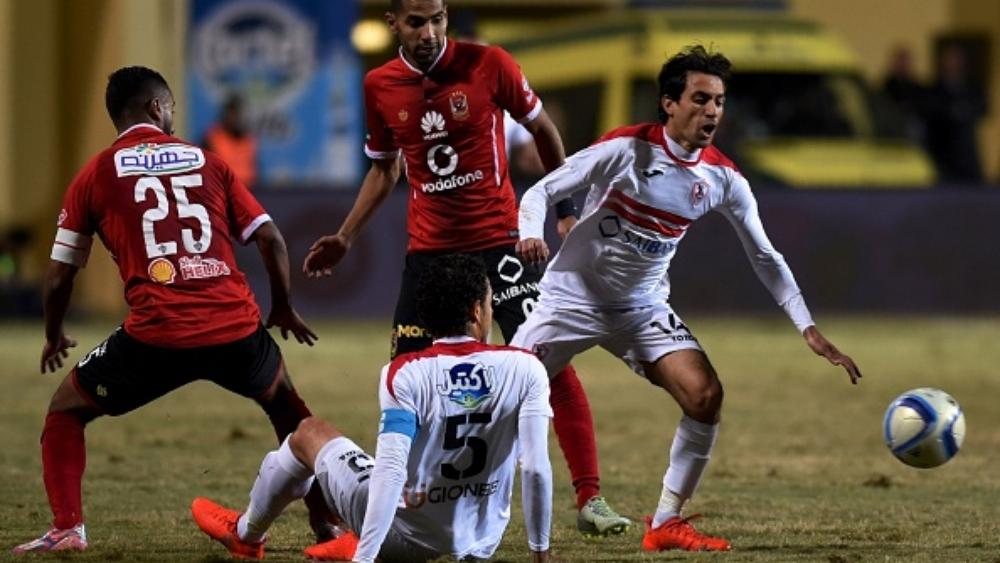 الأهلي يَتسلح بخبرة العائدين لهزيمة المصري