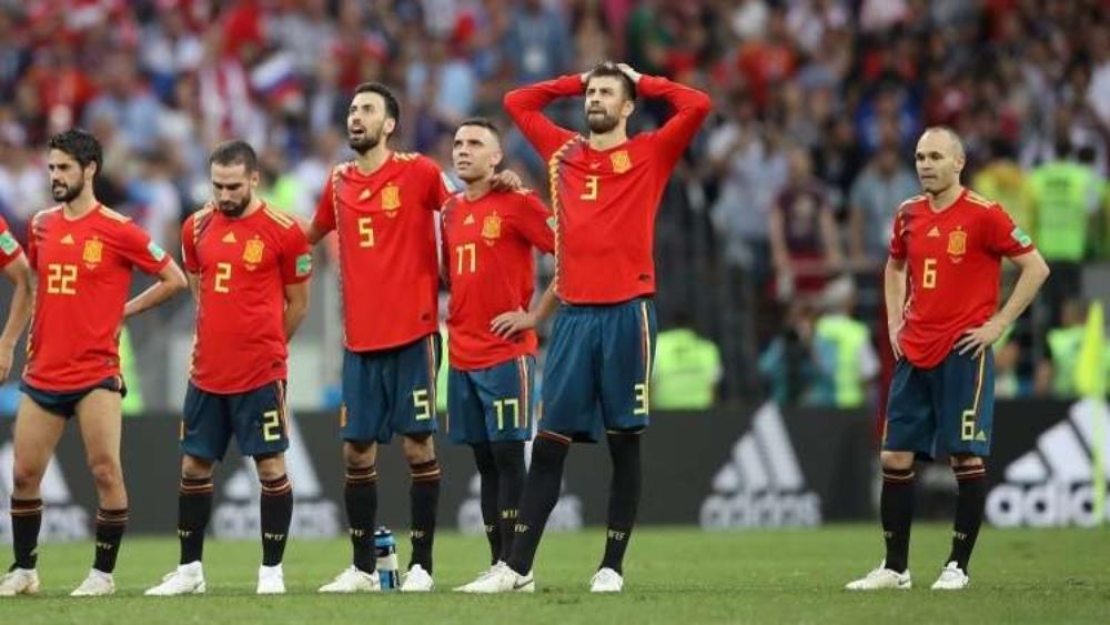 رسمياً | بيكيه يُعلن اعتزاله اللعب دولياً