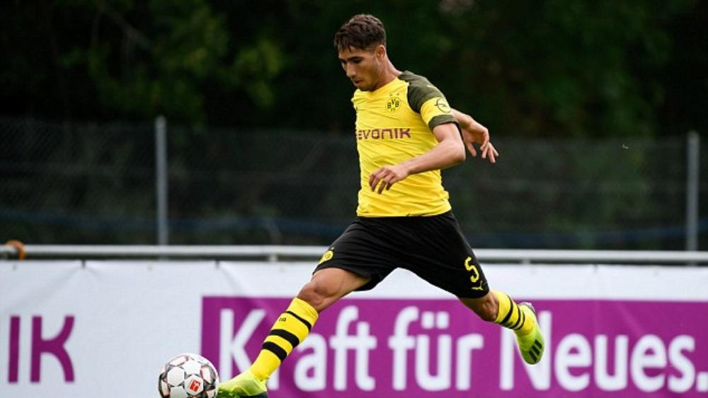 "ديلي ميل" تتوقَّعُ بروز حكيمي في الموسم الجديد