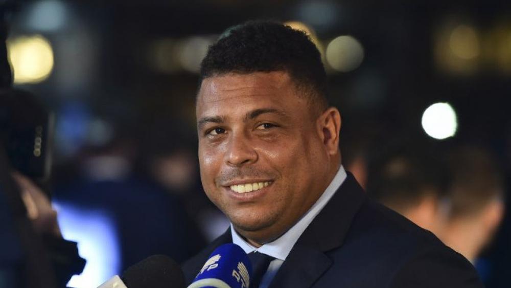 رونالدو البرازيلي يقترب من شراء نادي بلد الوليد