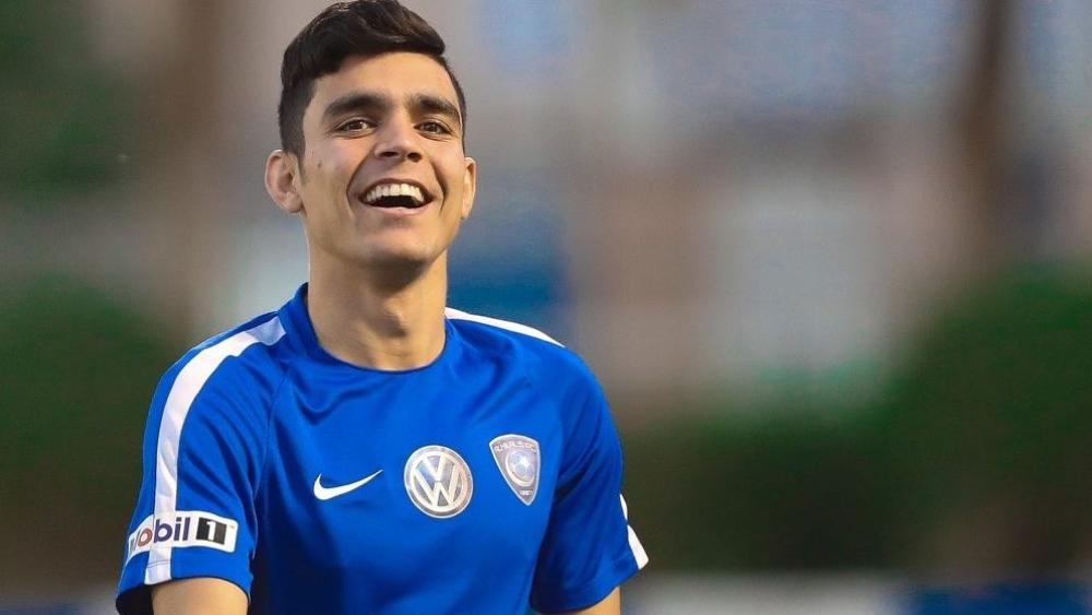 بنشرقي: "ضَحّيتُ بالمُوندْيَال مِن أَجْلِ الهِلاَل ولَسْتُ نادِماً عَلى حملِ قَمِيصِه"