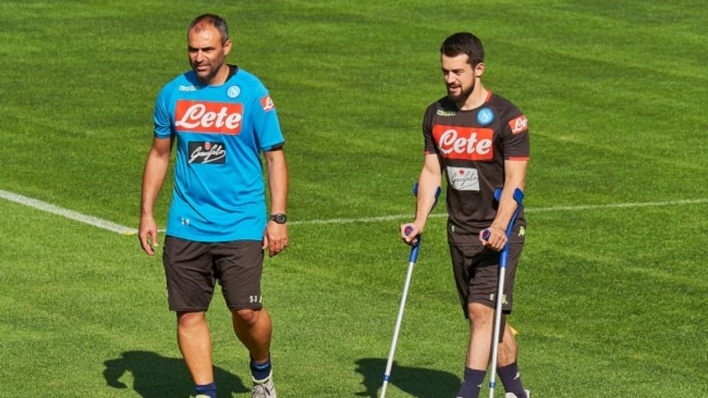 أمين يونس يعترف بأخطائه ويتمنى التألق مع نابولي