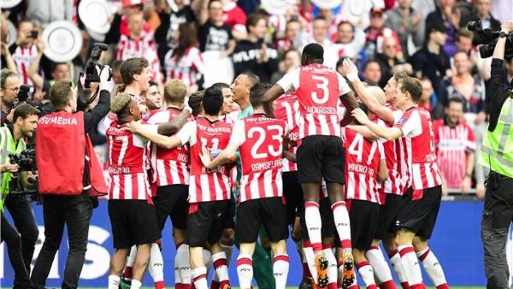 آيندهوفن يُحلق منفرداً في صدارة الدوري الهولندي