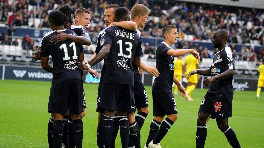 بوردو يكتسح نانت بثلاثية في الدوري الفرنسي