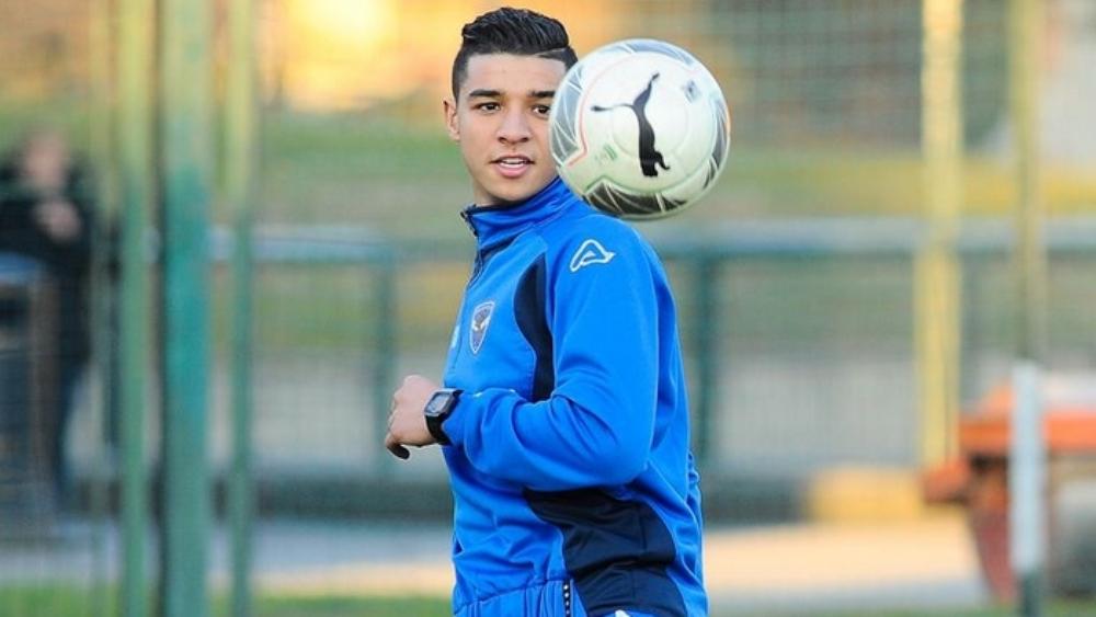 حميدات.. انتقل إلى روما منذ عامين واليوم يواجه خطر السجن لأربع سنوات!