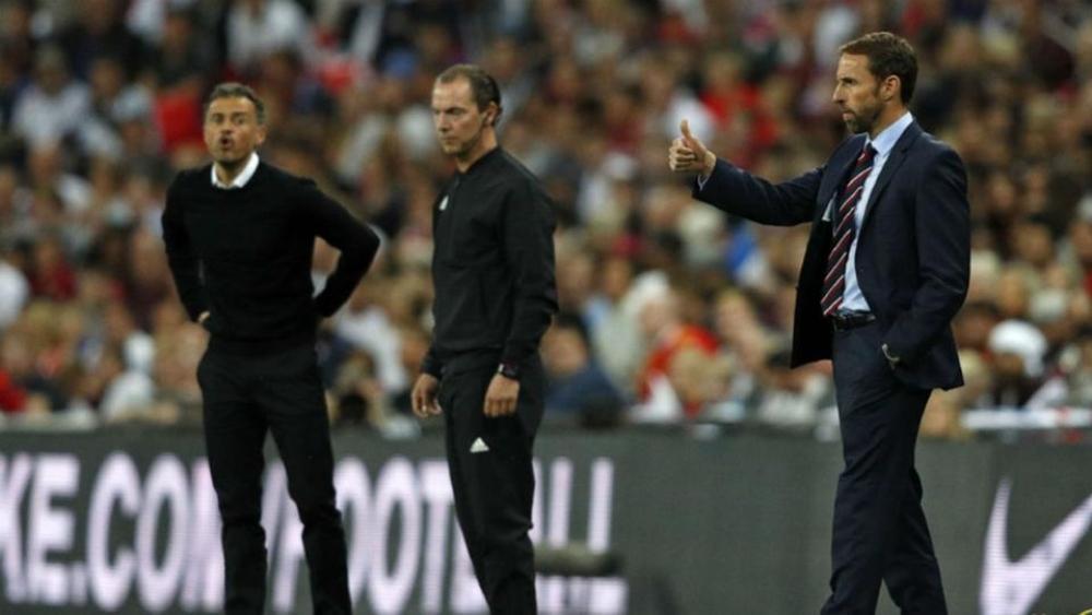 إنريكي: "أتعلم اللغة الإنجليزية من ساوثجيت"