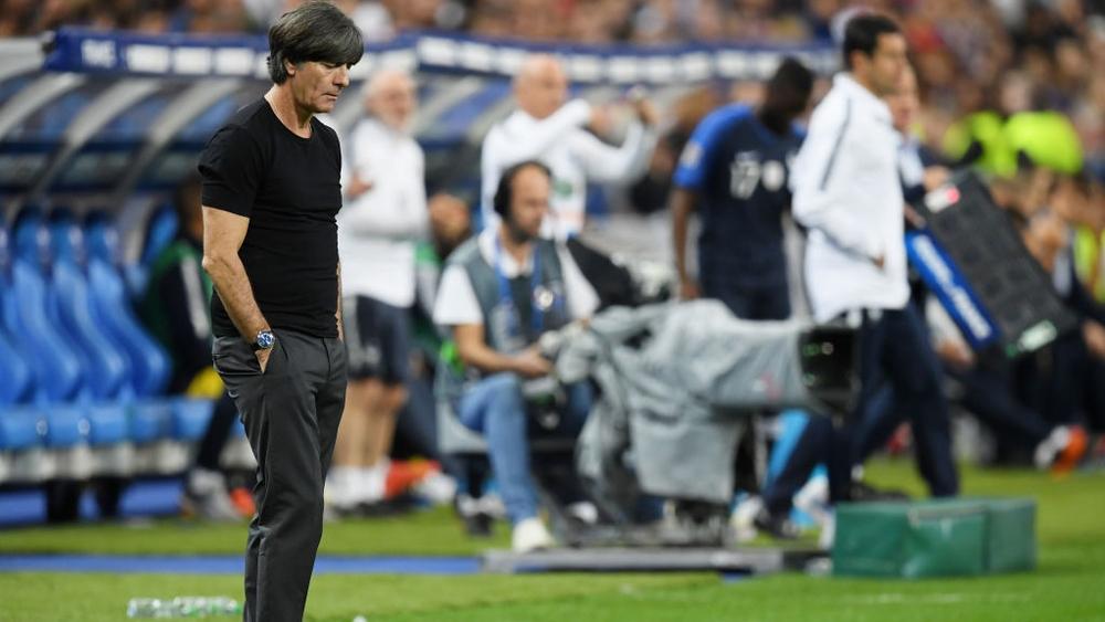 لوف: فرنسا ربحت بركلة جزاء غير صحيحة