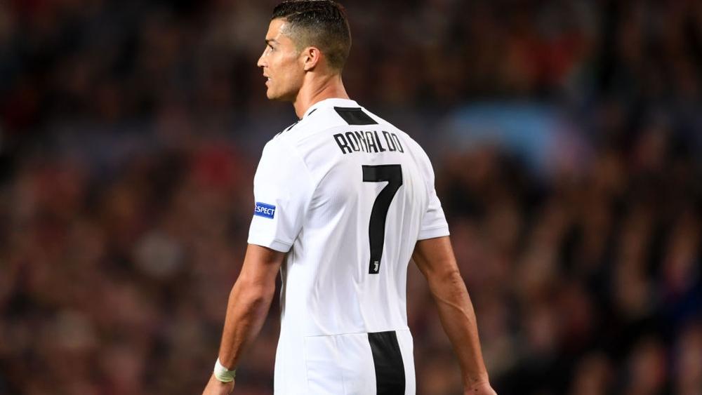 "حمام الثلج" هو سر تألق رونالدو خلال مسيرته