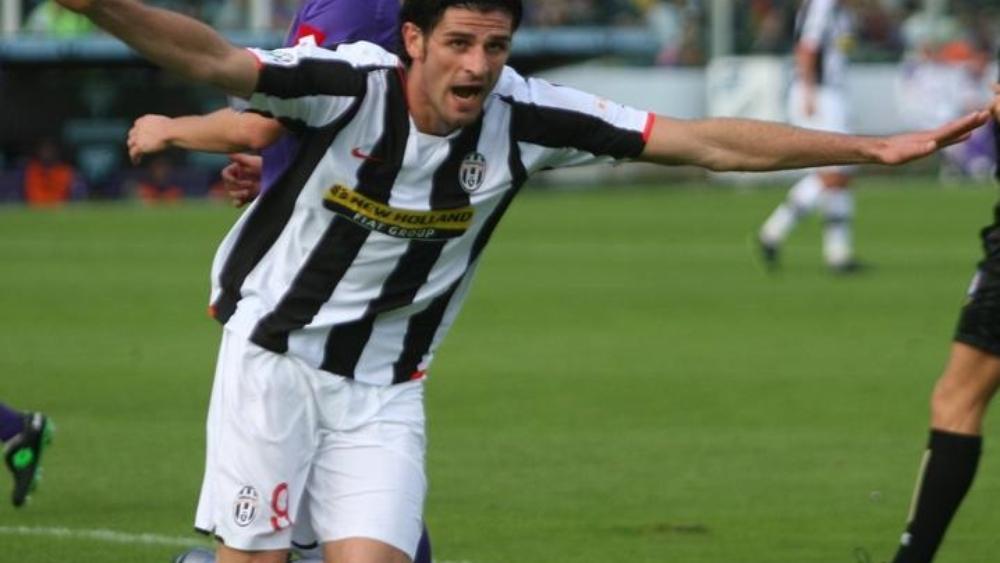 السجن النافذ لمهاجم يوفنتوس والمنتخب الإيطالي السابق