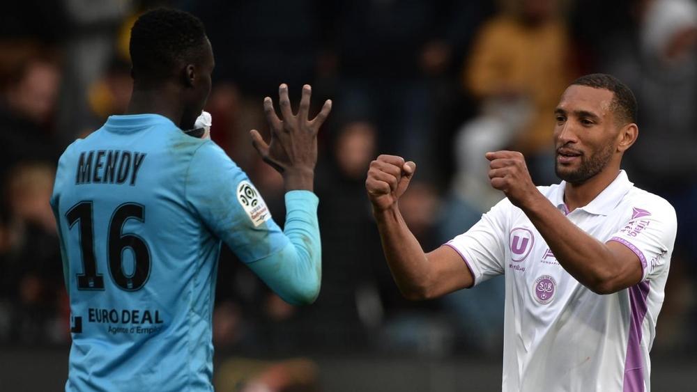 محلل "بي إن سبورتس" ينتقد رونار لتجاهل مدافع ريمس