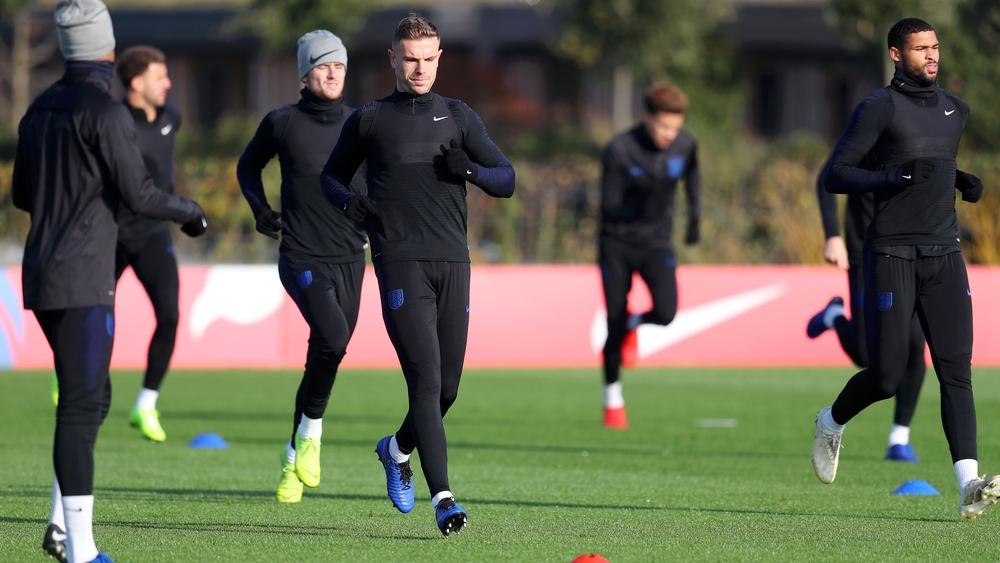 قائد ليفربول يتعرض لإصابة ويغيب عن قمة كرواتيا