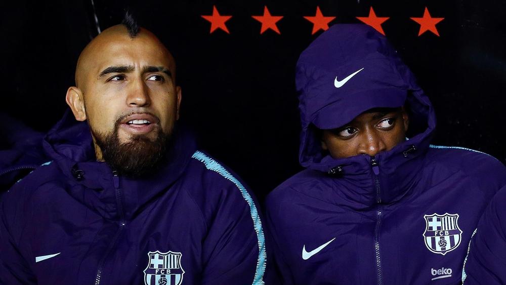 فيدال وديمبيلي يحافظان على الرسمية مع برشلونة