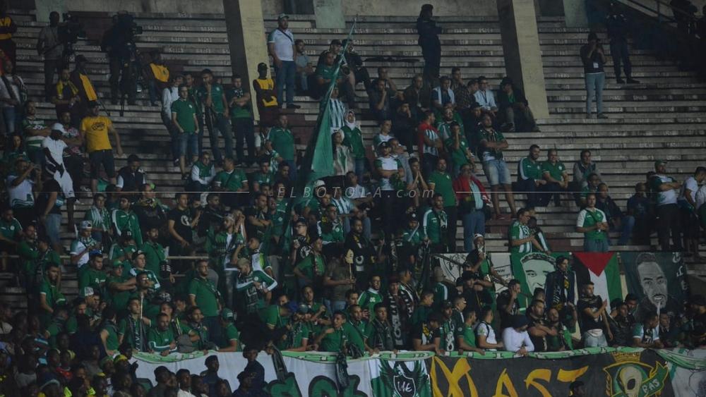 الكونغوليون بالآلاف في ملعب "الشهداء" و البعثة الرجاوية تعرضت لمضايقات صادمة!