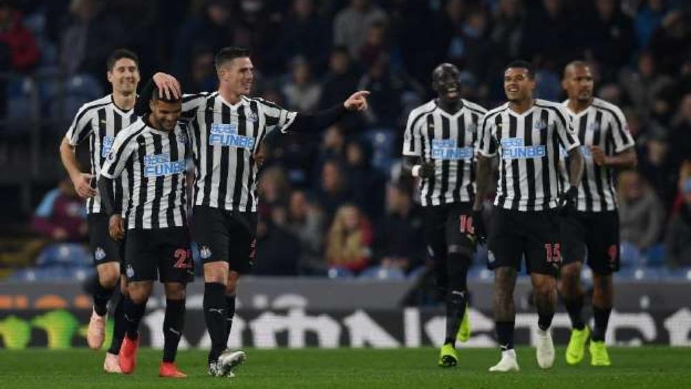 مالك نيوكاسل يخطط لبيع النادي قبل يناير