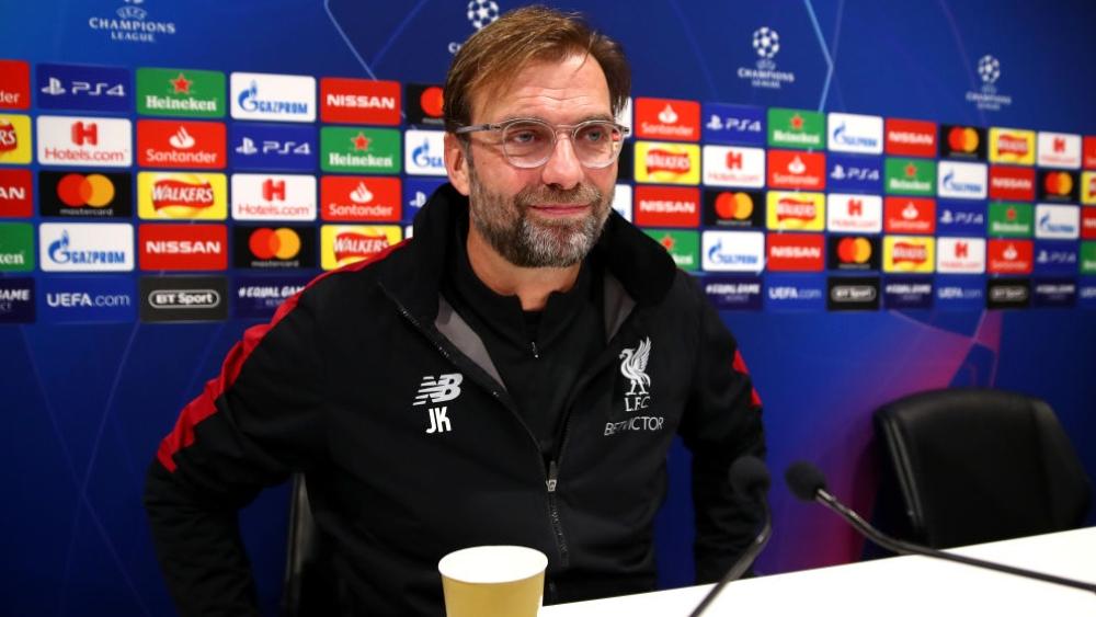 كلوب: تدريب نابولي؟ دي لاورنتيس يحب الثرثرة