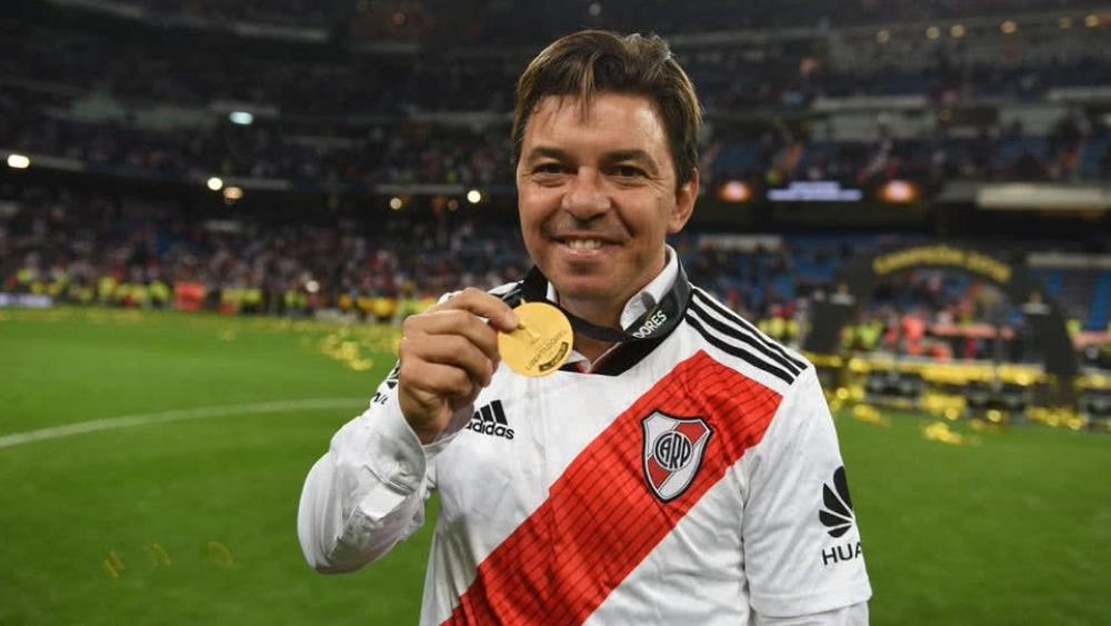 مدرب ريفر بليت يرفع شعار التحدي أمام ريال مدريد