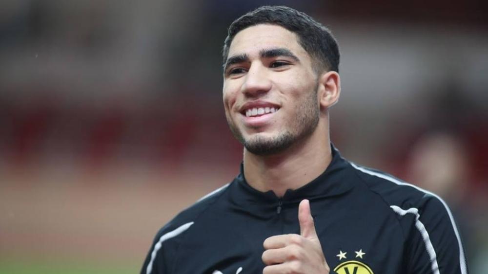 حكيمي ضمن أفضل 10 شُبَّان في القارة الأوروبية .. ودي ليخت في المركز الأول