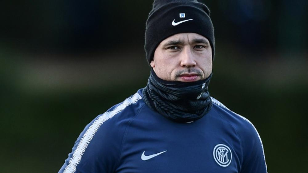 الإنتر يصدر قرارًا بإيقاف ناينجولان