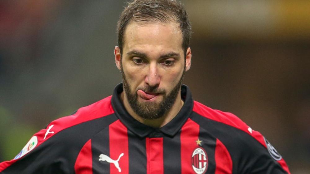 تشيلسي يحسم صفقة هيجواين