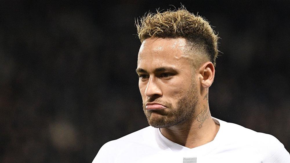 أنصار برشلونة يرفضون عودة نيمار... ويطالبون بمنح مزيد من الثقة لديمبيلي