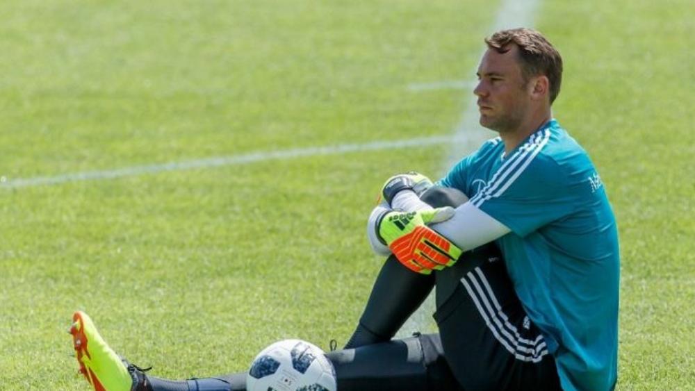 مانويل نوير: الإصابات قرَّبتني من الاعتزال