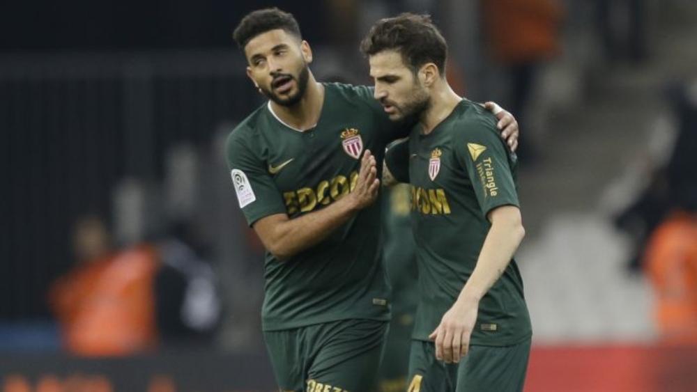 أيت بناصر ينال الإعجاب .. وصفقته بمثابة دواء لوسط أرسنال