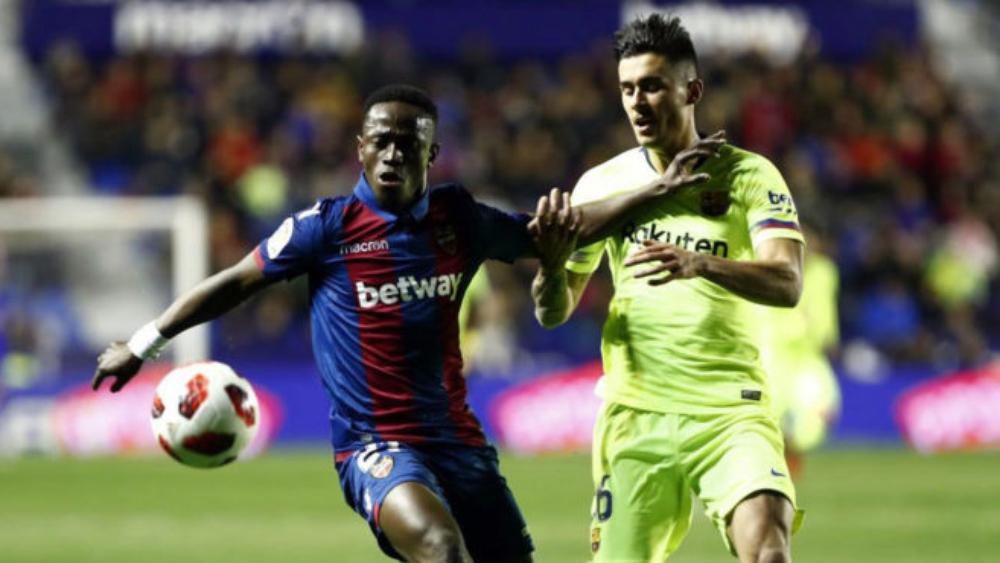 هل يُقصي برشلونة من كأس ملك إسبانيا بسبب "مشاركة غير قانونية"؟