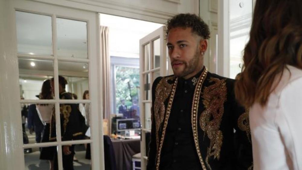 نيمار يستعد لإقامة حفل عيد ميلاده .. وشرط "غريب" أمام المدعويين