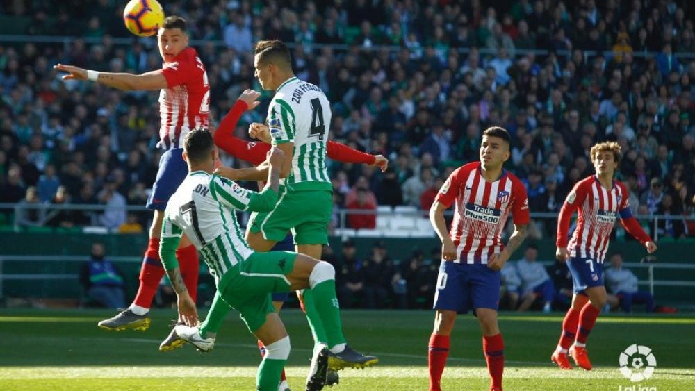 بيتيس ينوه بتغير وضعية فضال واستعادة عافيته