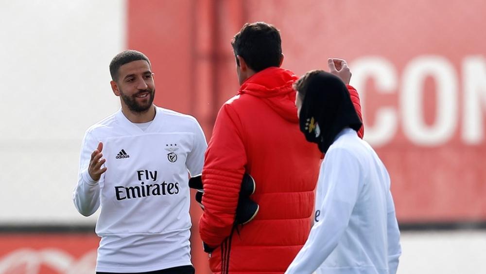 مدرب بنفيكا يكشِفُ "الوجْهَ الجديد" لعادل تاعرابت