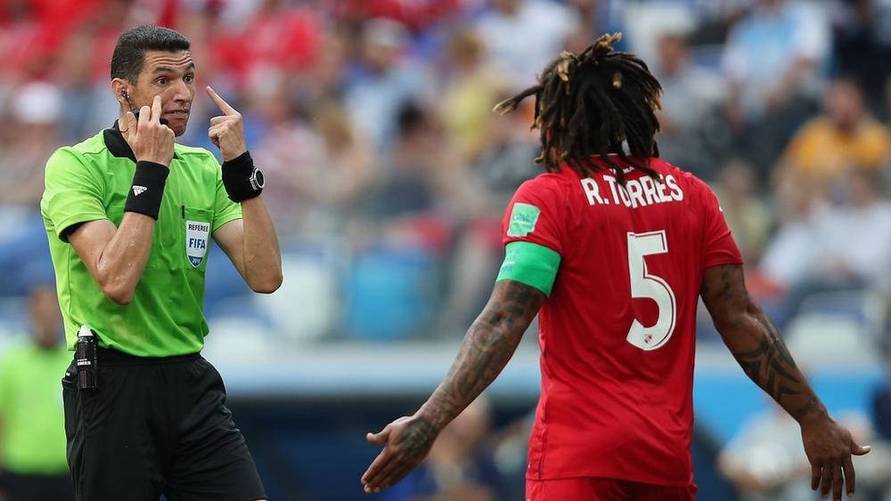 تقرير | من هو جهاد جريشة حكم لقاء الجيش والرجاء؟