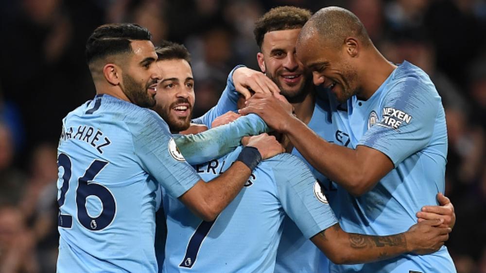 ستيرلينج يسجل هاتريك ويقود السيتي للابتعاد بصدارة البريميرليج