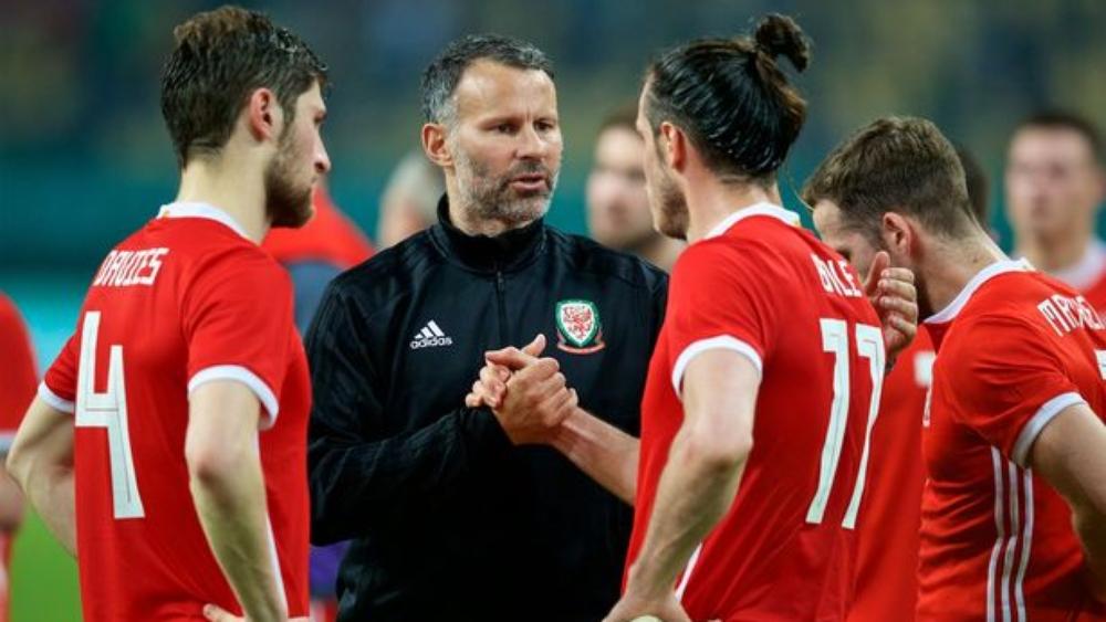 جيجز يضم جاريث بيل إلى قائمة منتخب الويلز