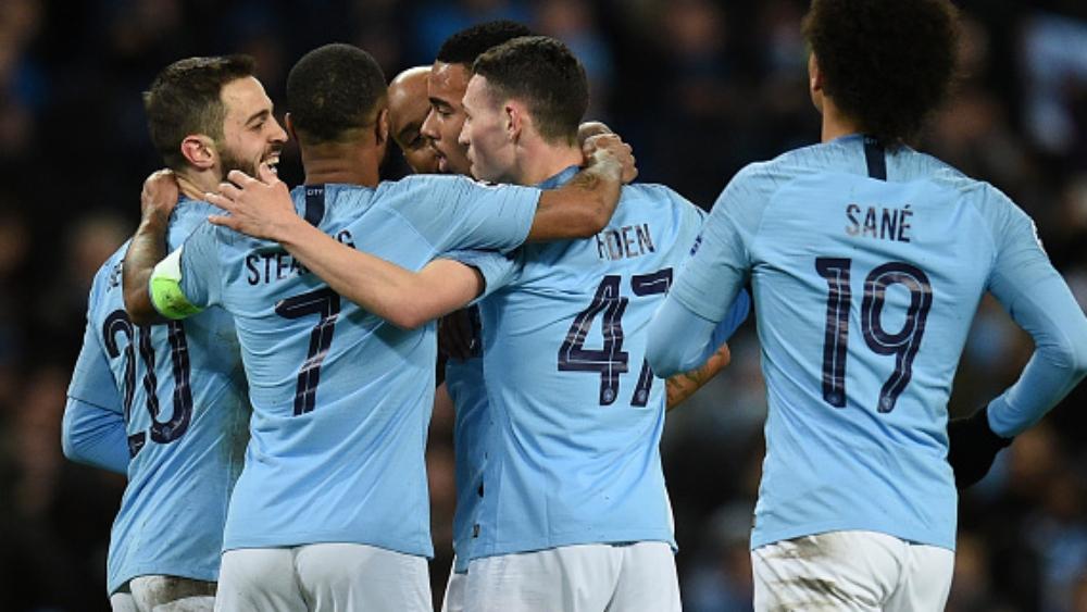 السيتي يغرد خارج السرب ويُهين شالكة بسباعية