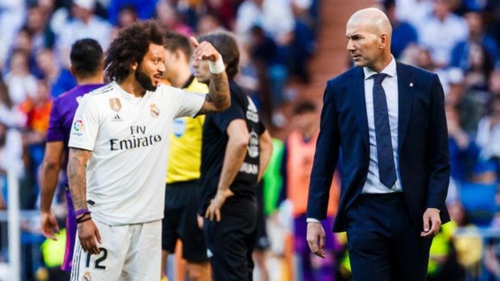 صحف إسبانيا | زيدان يبدأ "إعادة البناء".. وغريزمان يعض أنامل الندم