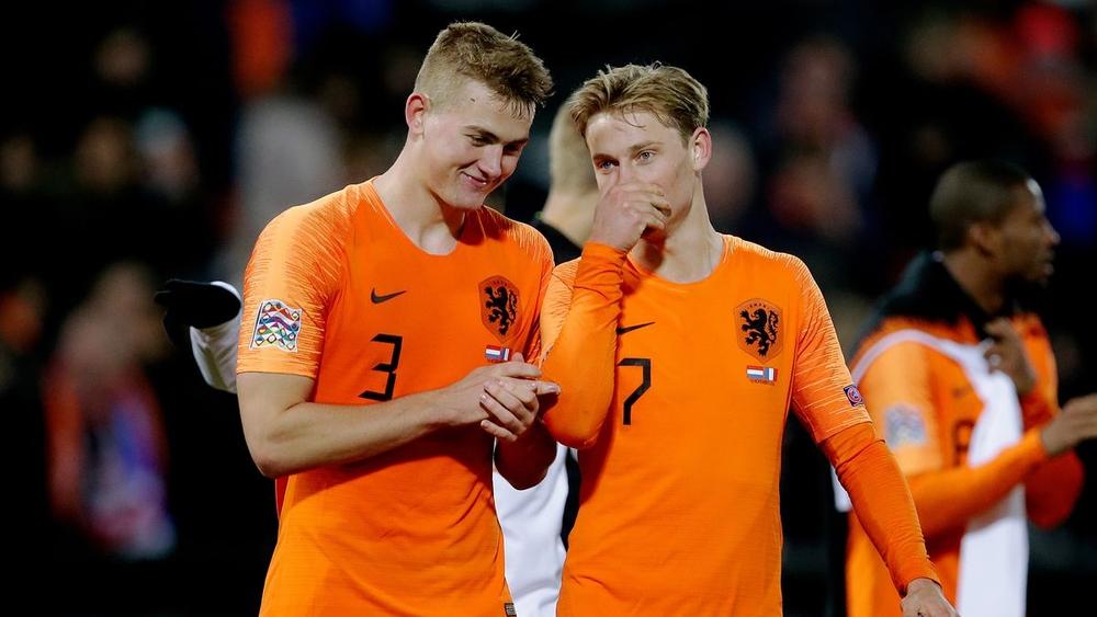 برشلونة سيراقب دي ليخت مساء اليوم... والفرصة أيضا لمتابعة دي يونغ