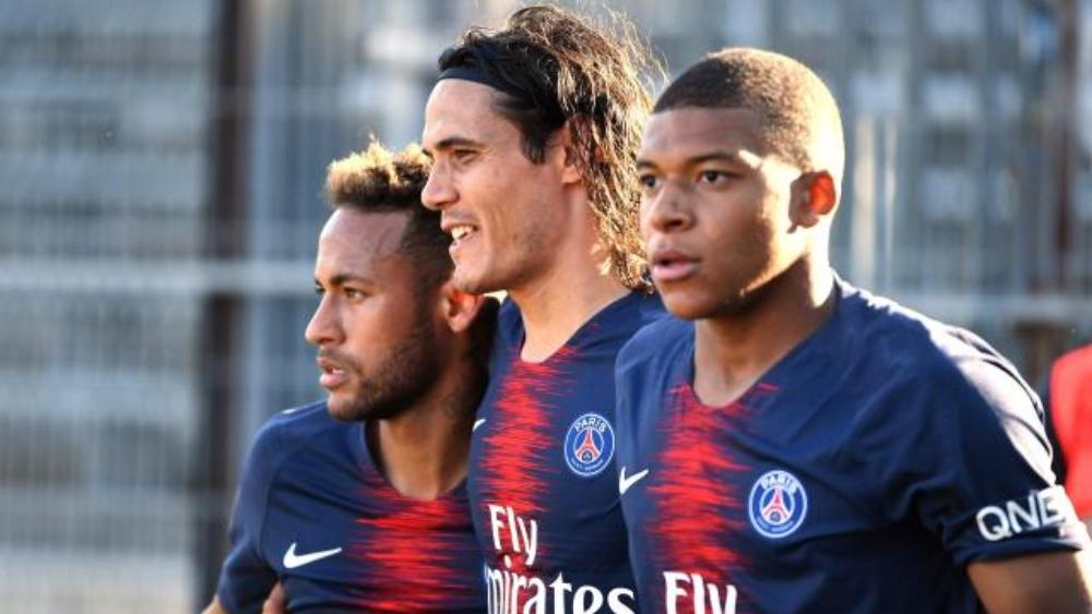 توخيل يوضح موقف نيمار وكافاني قبل لقاء نانت