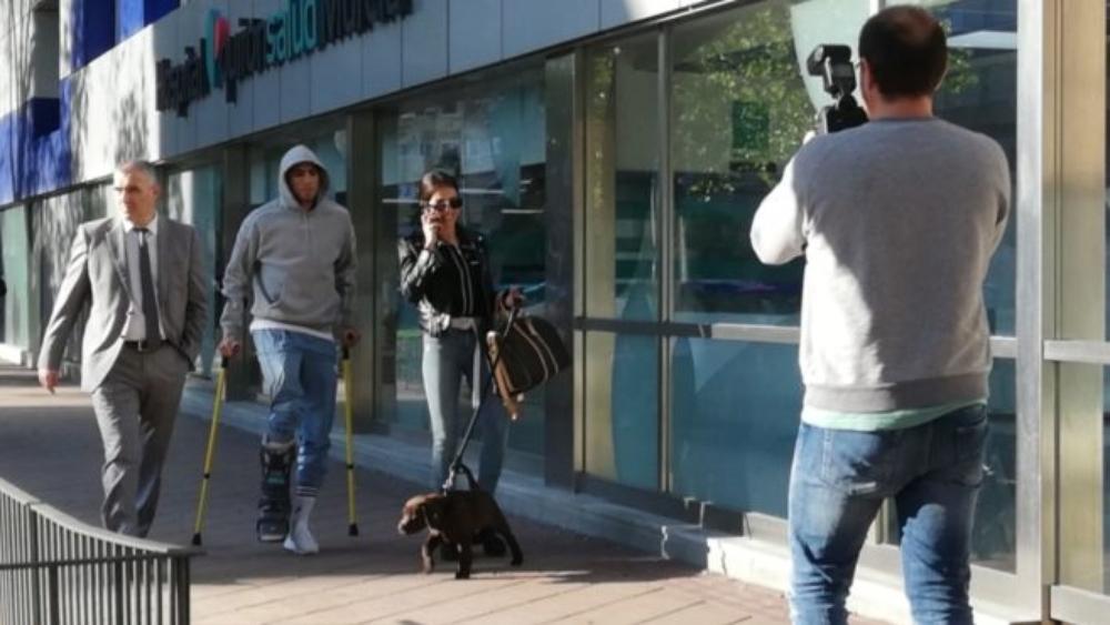 حكيمي يصل إلى مورسيا لإجراء عمليته الجراحية