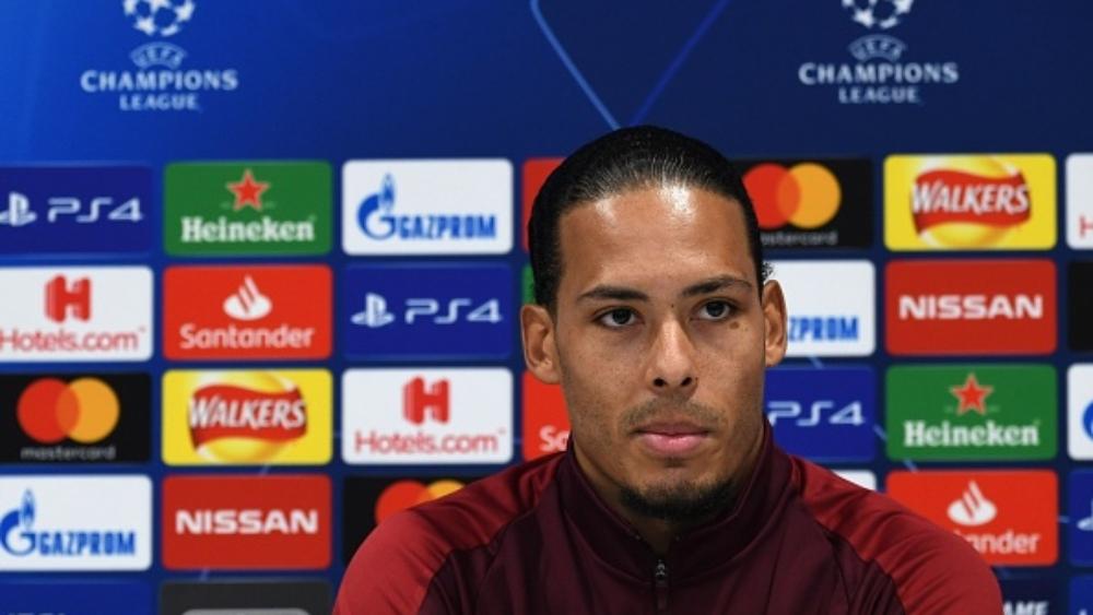 فان دايك يختار خصمه الأول كأفضل لاعب في إنجلترا