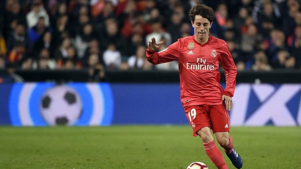 عملية جراحية لأودريوزولا تُرجِّح انتهاء موسمه مع ريال مدريد