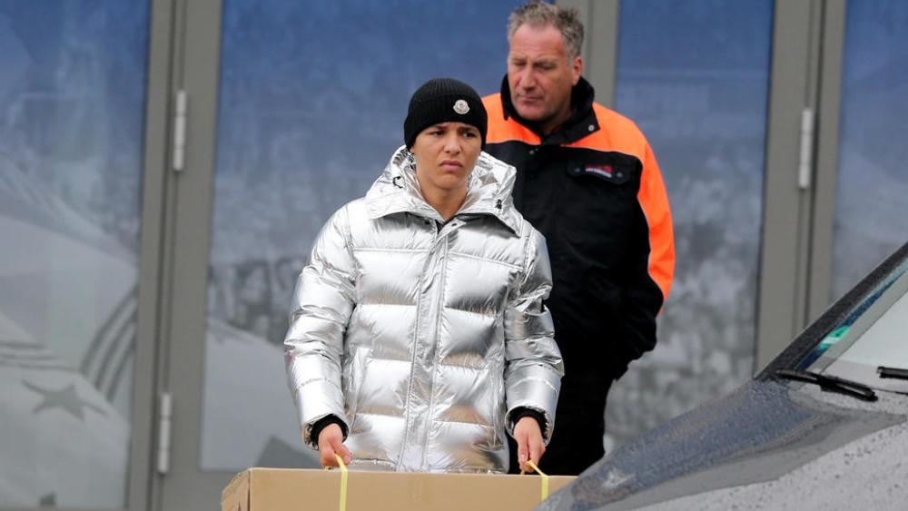 شالكه04 يُعاقب أمين حاريت بسبب اللغة الألمانية