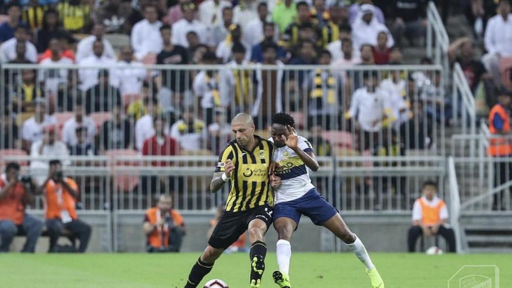 دا كوستا يقف سدّاً منيعاً أمام النَّصر .. ويُنصِّب نفسه من نجوم المباراة