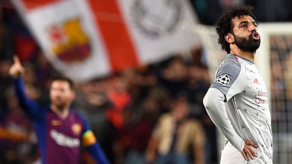 صلاح يُهدي قميصه لمغربي عاشق لبرشلونة